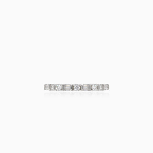 Eleganter Silberring mit Zirkonia