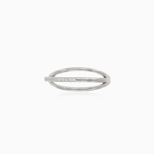 Anillo de plata con tres líneas de circonia cúbica