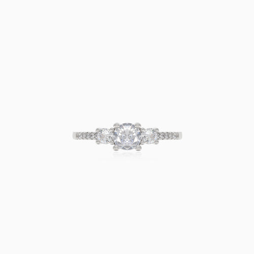 Stilvoller Silberring mit Zirkonia