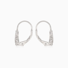 Silberne Ohrhänger mit Infinity-Symbol