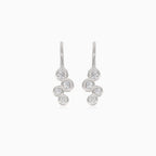 Stříbrné visací náušnice se čtyřmi zirkonovými kuličkami