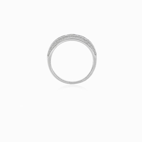 Bague en argent avec pierre précieuse arc-en-ciel