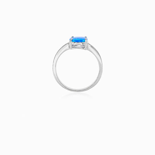 Einfacher Silberring mit Opal