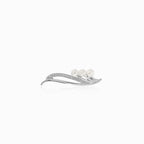 Broche élégante en perles et zircon cubique