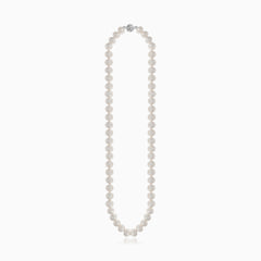 Elegant women pearl necklace