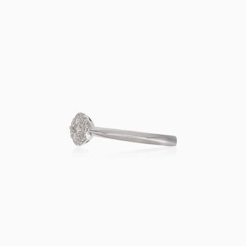 Anillo de compromiso clásico para mujer con diamantes redondos