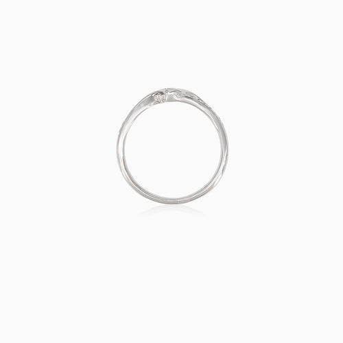 Anillo de compromiso elegante de oro blanco para mujer