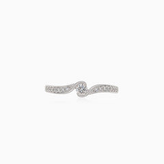 Bague de fiançailles élégante en or blanc pour femmes
