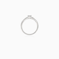 Stylish white gold women engagement ring