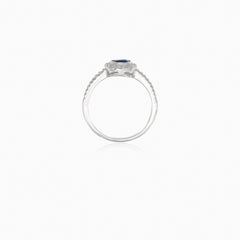 Chic women silver ring with synthetic sapphire and cubic zirconia