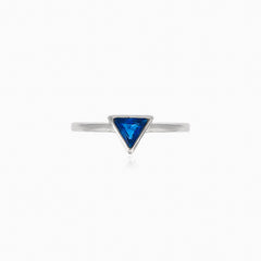 Stříbrný trojúhelníkový půvab