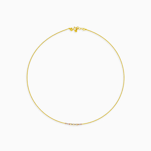 Feine Goldkette mit dreifarbiger Verzierung