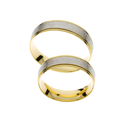 High polished yellow and matte white gold wedding ring