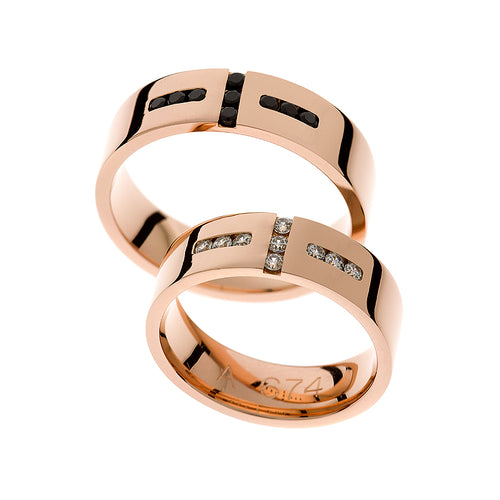 Eleganter Roségold-Ehering mit Steinen