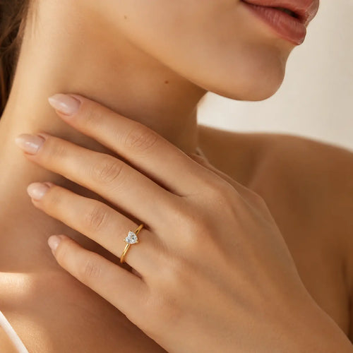 Yellow Gold Heart-Cut Zirconia Ring
