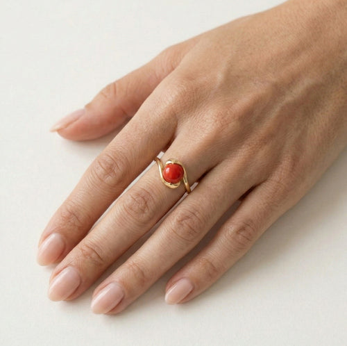 Einzigartiger roter Korallenring