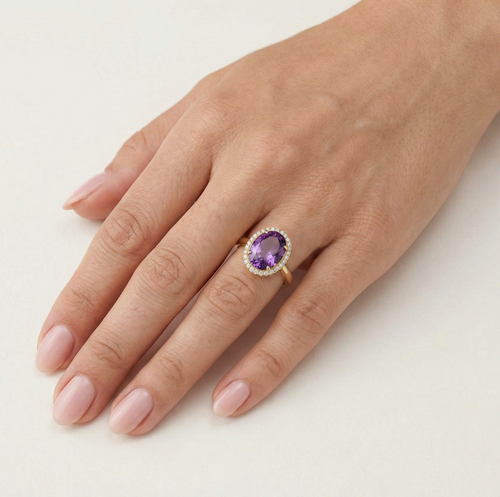 Massiver ovaler Amethyst-Goldring