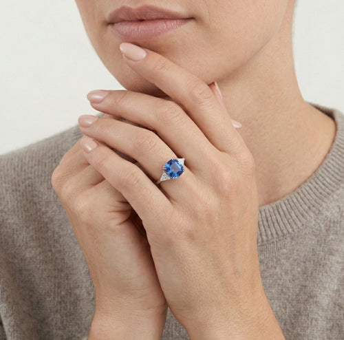 Central cushion cut tanzanite ring