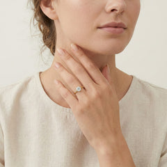 Zlatý prsten se šesti krapnami