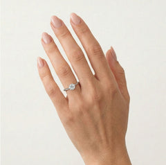 Stylový zásnubní prsten