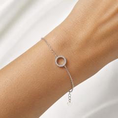 Sterling Silver Pavé Circle Bracelet