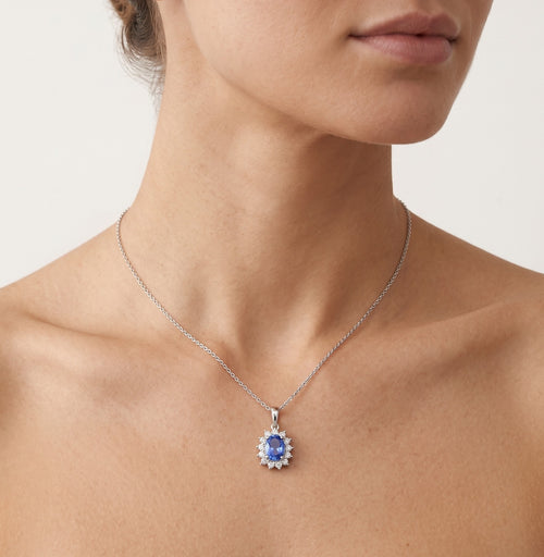 Royal Tanzanite pendant in white gold with diamonds