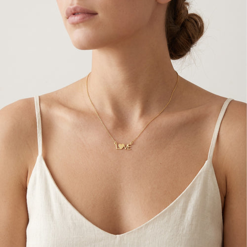 Love design gold necklace