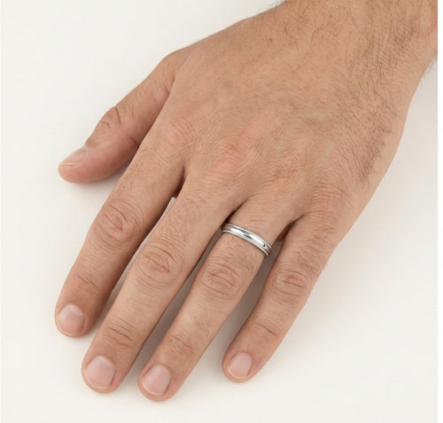 Snubní prsteny z bílého zlata s bočním detailem