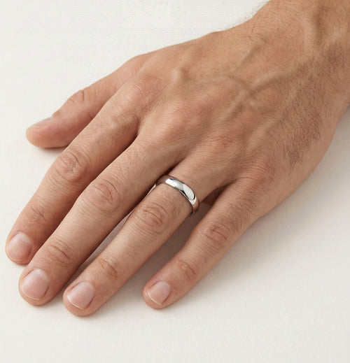 Anillo de boda elegante de oro blanco con opción de piedra