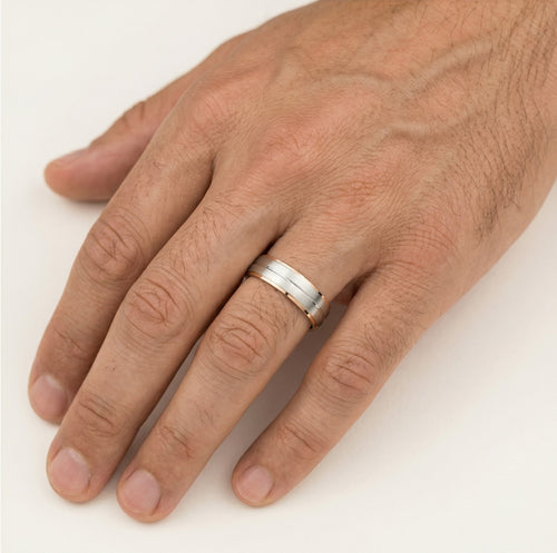 Solitaire Weiß- und Roségold Ehering