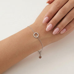 Pulsera de cadena con anillo más grande