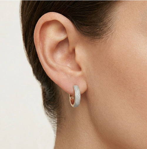 Pavé-Ohrringe aus Roségold mit Diamanten