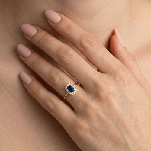 Rectangle blue quartz halo ring