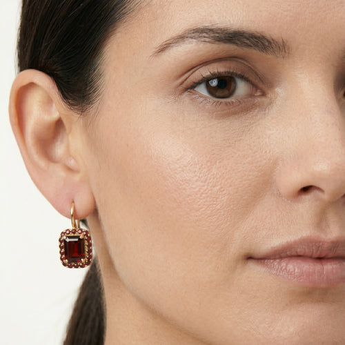 Harmony of shapes gold garnet earrings