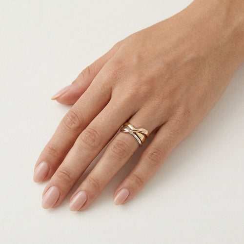 Stylish tricolor gold ring for women