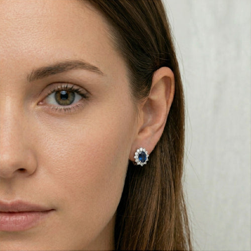 Klasické safírové a diamantové náušnice