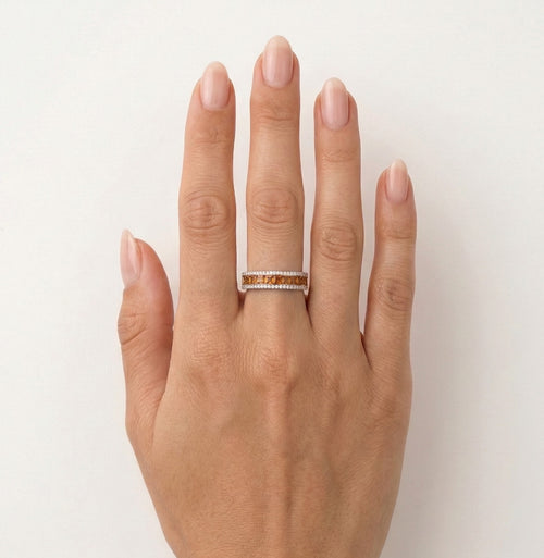 Bague en grenat avec diamants