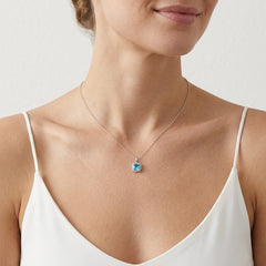 Luxury necklace with blue Topaz and diamonds