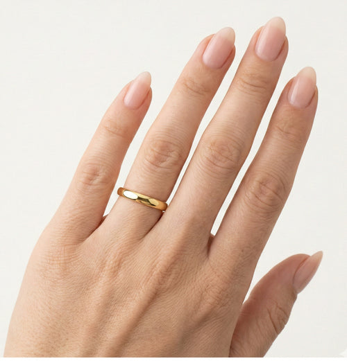 Klasický snubní prsten ze žlutého zlata