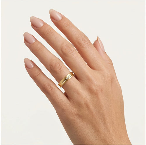 Gelbgold-Solitärring mit eingravierter Linie