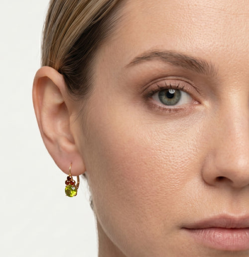 Elegante 14kt Gold-Moldavit- und Granat-Ohrringe