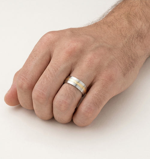 Anillo de boda solitario en oro amarillo y blanco