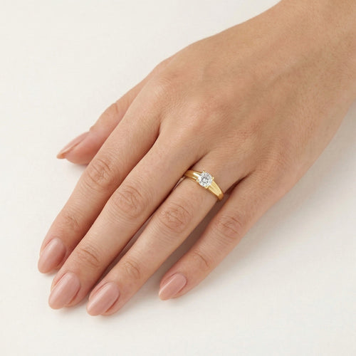 Gravierte Zirkonia-Goldring