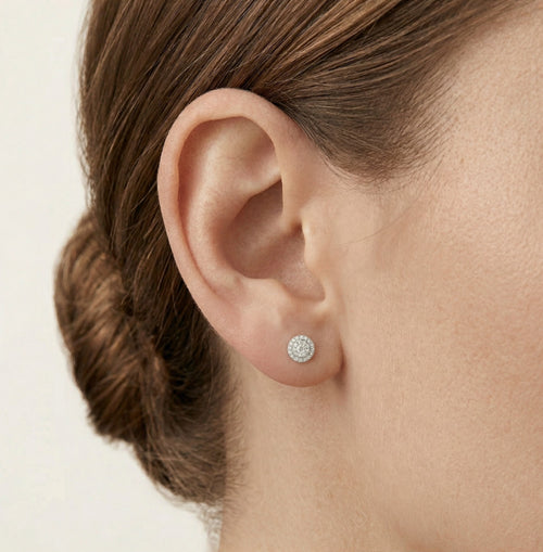 Feine Goldohrringe mit Diamanten