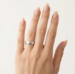 Anillo de boda grueso en oro blanco y rosa