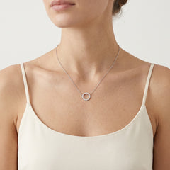 Fino collar de oro con circonita cúbica