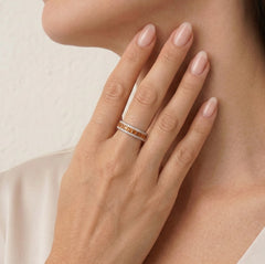 Bague en grenat avec diamants