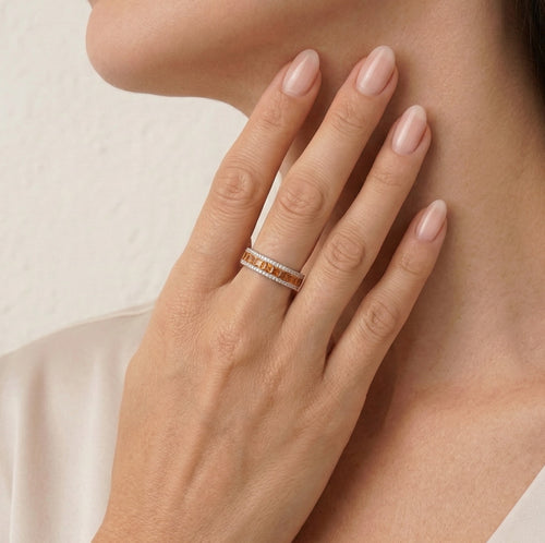 Bague en grenat avec diamants