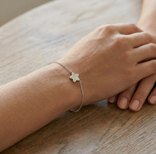 Pulsera flor y zirconia cúbica