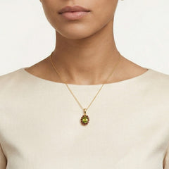 Přívěsek s oválným vltavínem a kulatými granáty